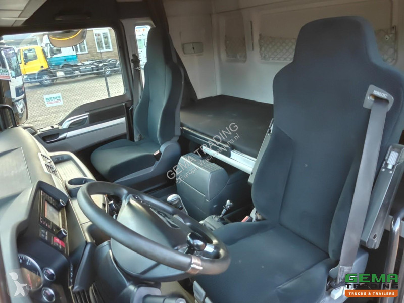 Тягач MAN TGX 4x4 XLX Euro6B - Manual...