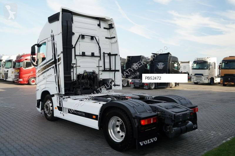 Тягач Volvo FH 500