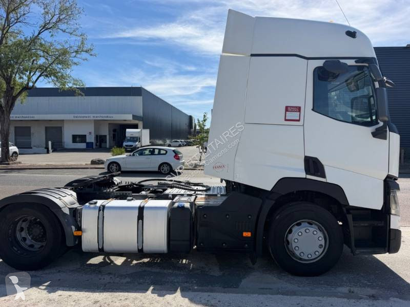 Traktor Renault 480
