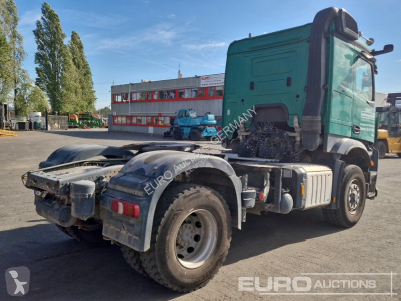 Tracteur Mercedes AROCS 1845