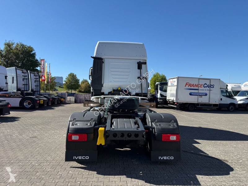 Traktor Iveco AS440S58 T/FP mit ADR Intarder