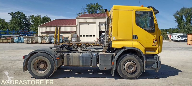 Traktor Renault PREMIUM