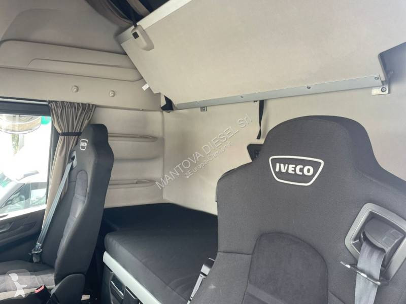 Traktor Iveco 530