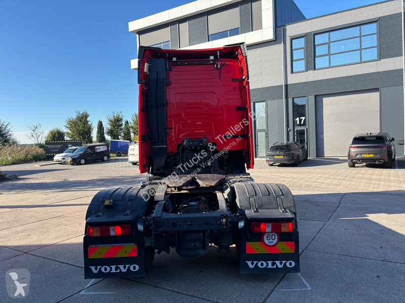 Traktor Volvo 13420 Globetrotter / 331.938 km!