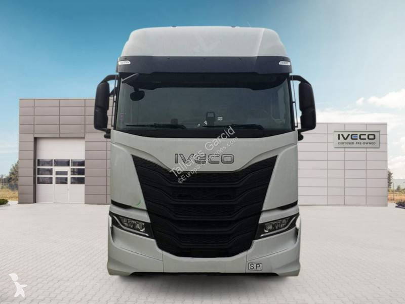 Traktor Iveco 500