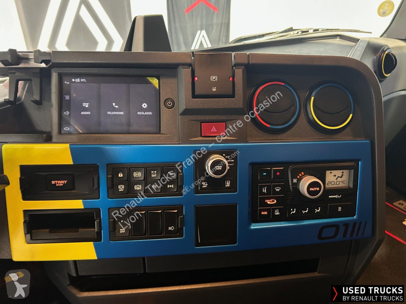Cabeza tractora Renault