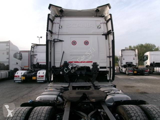 Cabeza tractora Scania 460