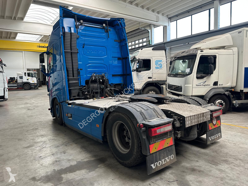 Cabeza tractora Volvo 500 Globetrotter