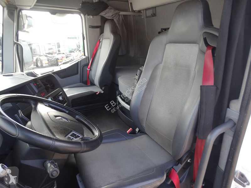 Влекач Renault T480, 2017