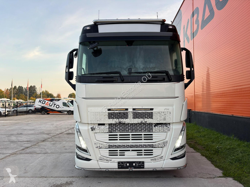 Cabeza tractora Volvo 500 6x4 TANDEM LIFT / 75T...