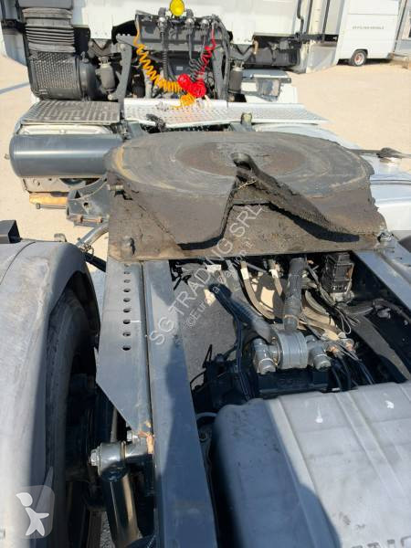 Traktor Iveco 460
