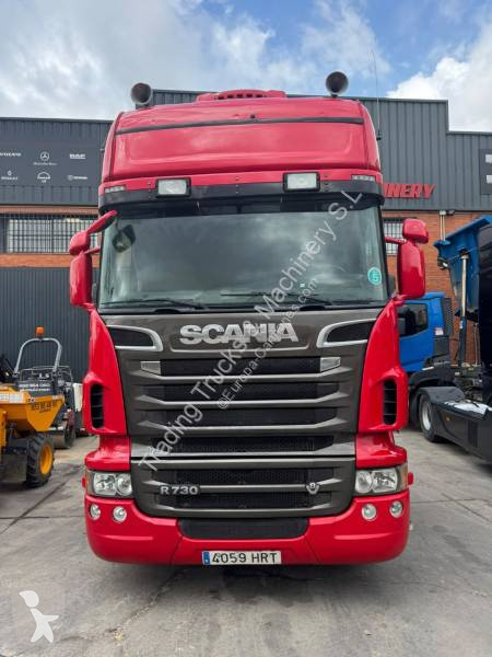 Traktor Scania 730