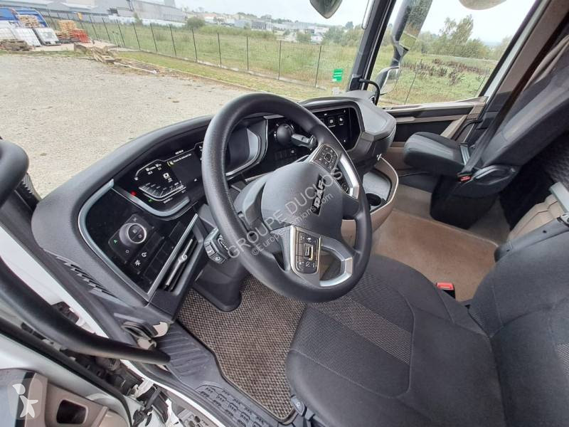 جرار DAF 450