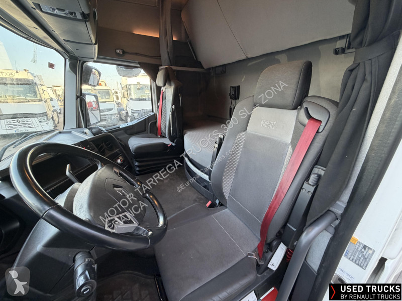 جرار Renault