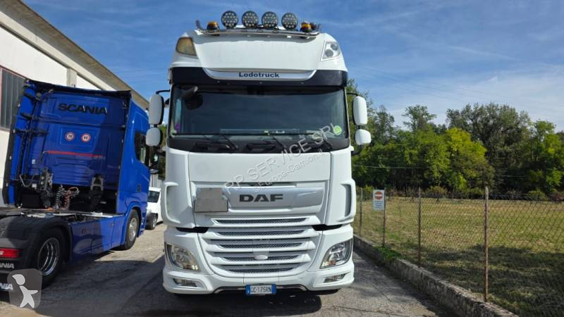 Cap tractor DAF 480 FT