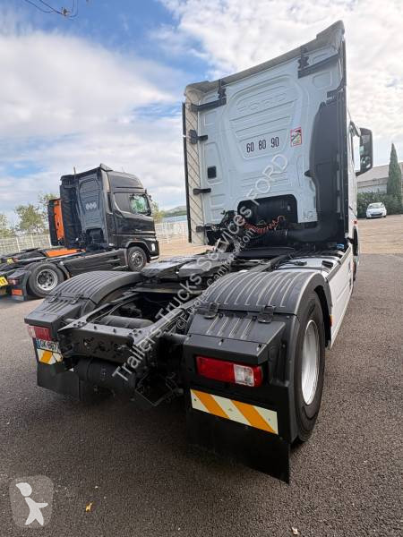Cabeza tractora Ford 500
