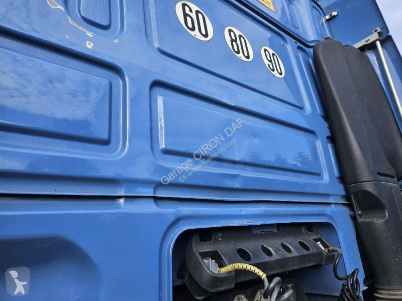 Cap tractor DAF 480