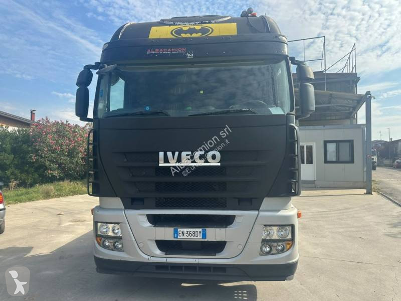 Ťahač Iveco 500