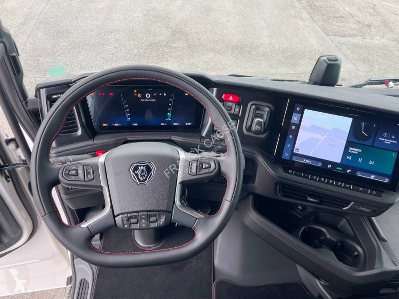 Scania 660 tractor unit