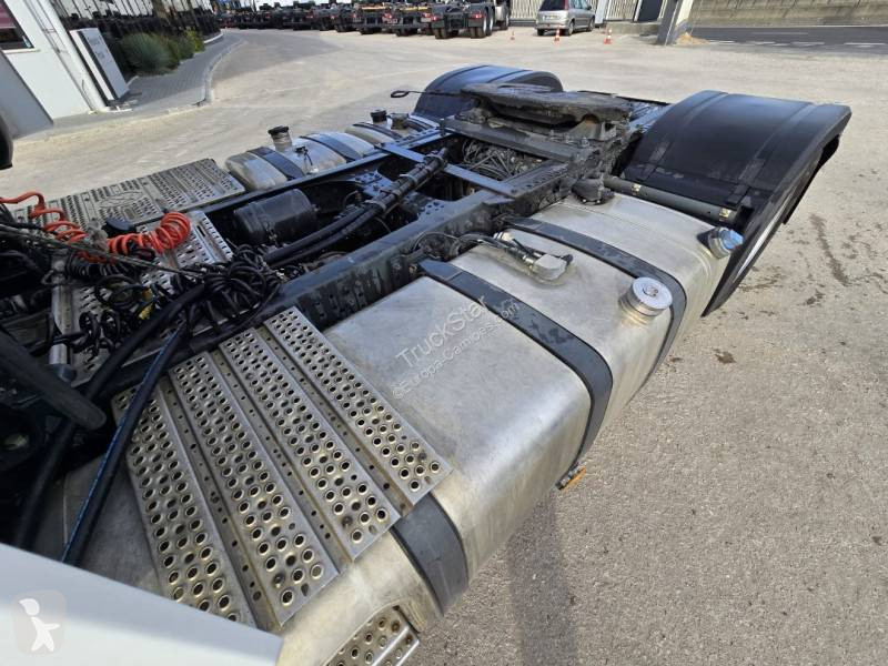 Mercedes 1851 tractor unit