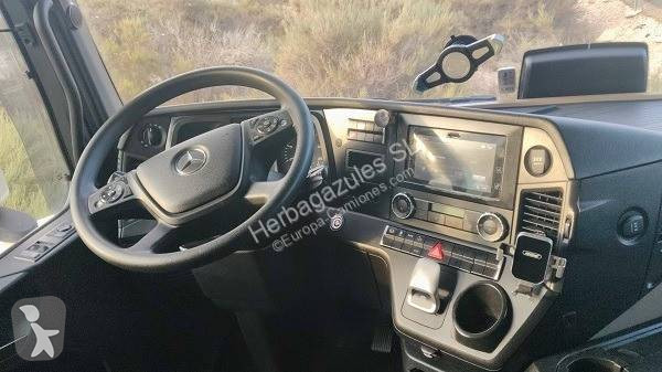 Mercedes 1851 LS tractor unit