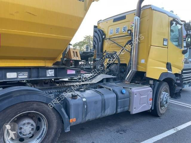 Renault 520 tractor unit