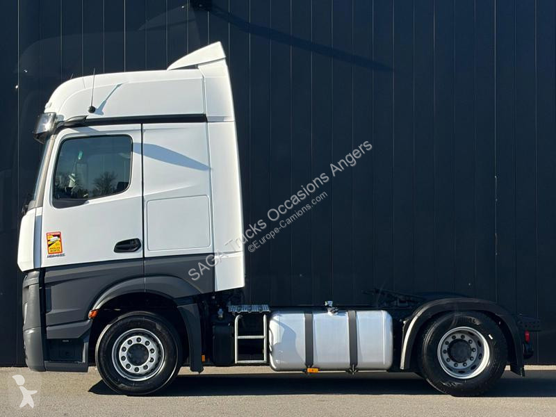 Mercedes 1845 LS 4x2 BigSpace 2.50 m tractor unit