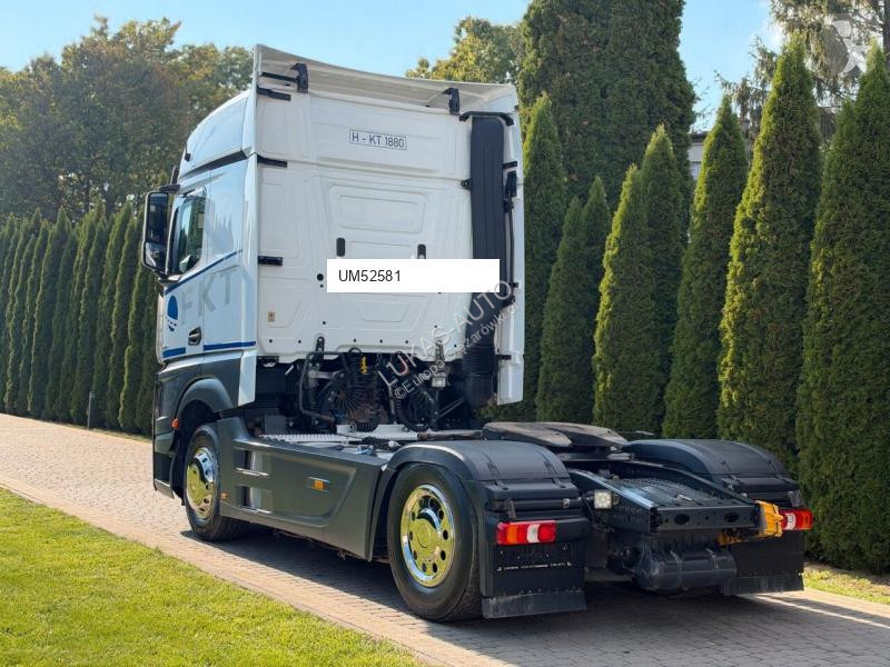 Mercedes 1848 tractor unit