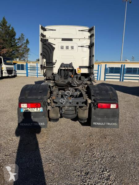 Renault 460 tractor unit