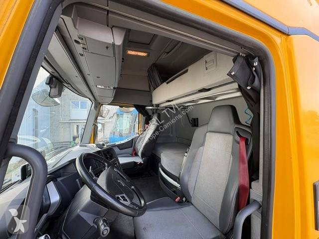 Nyergesvontató Renault 480 T4X2 E6