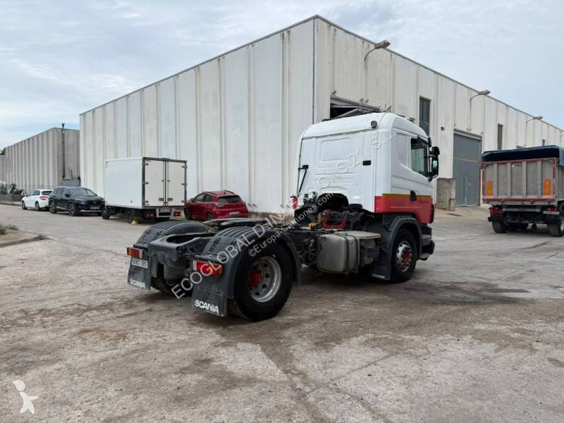 Scania 400 tractor unit