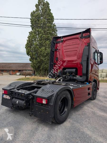 Tahač Ford 500