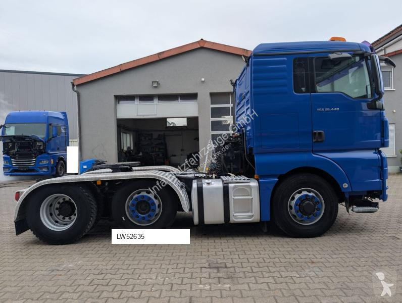MAN TGX 26.440 (6) tractor unit