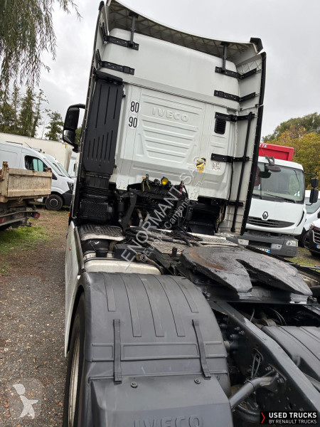 Iveco  tractor unit