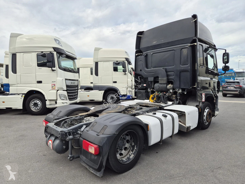DAF 480 FT SPACE CAB LOW DECK tractor unit