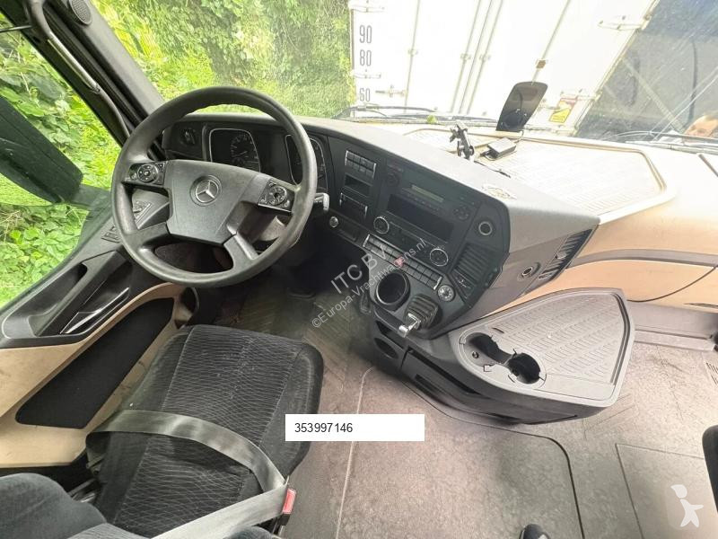 Mercedes 1845 tractor unit