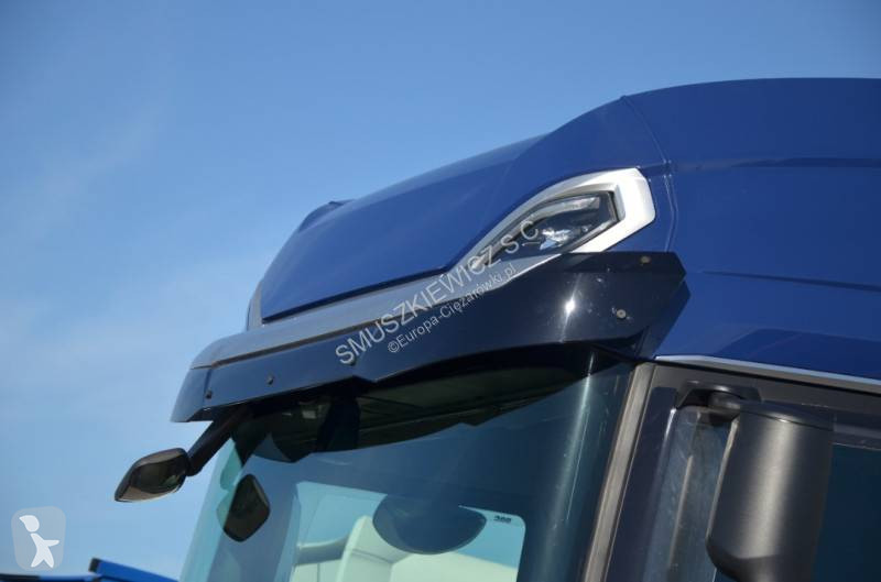 DAF 530 tractor unit