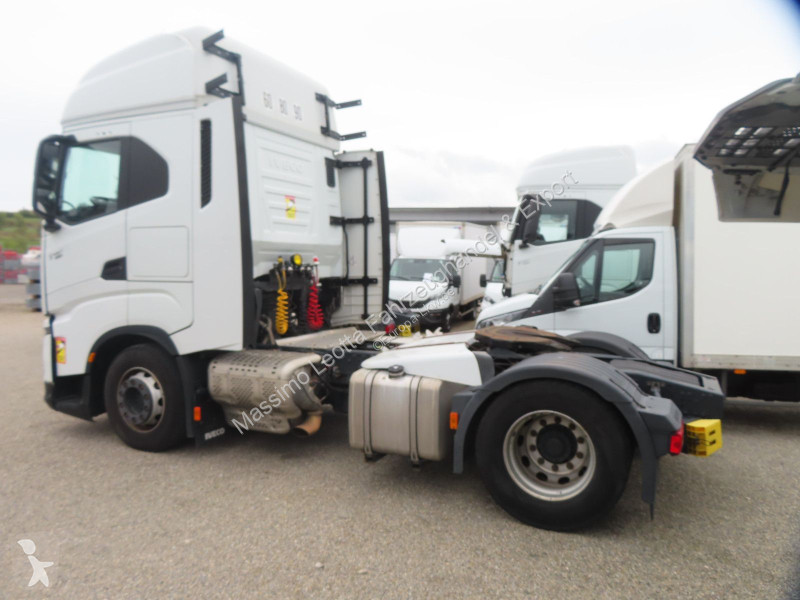 Iveco S-Way 490 Intarder FZ.13 tractor unit