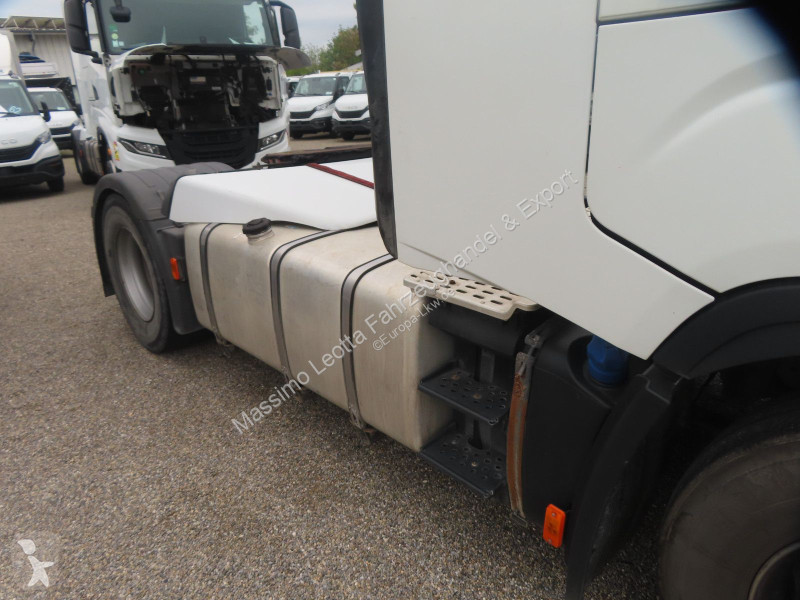 Iveco S-Way 490 Intarder FZ.17 tractor unit