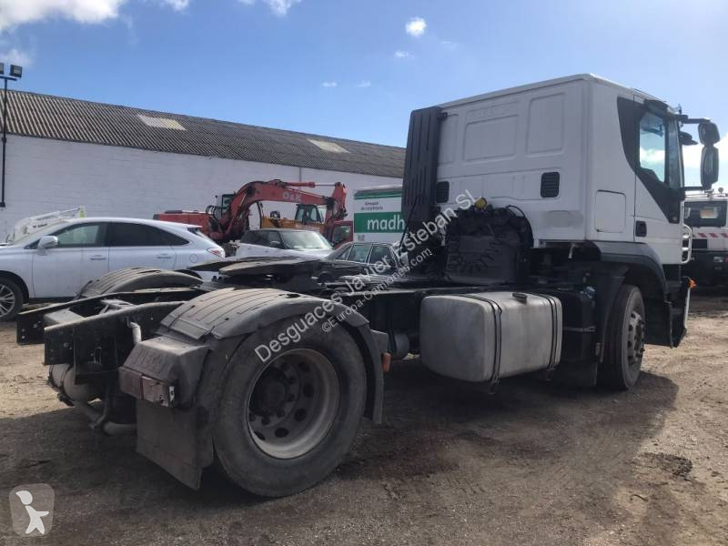 Iveco 440 S 45 tractor unit