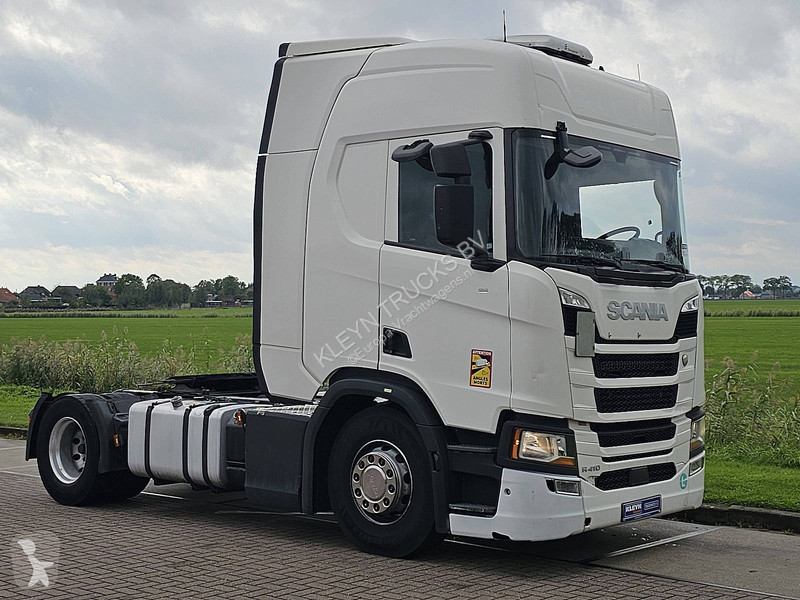 Scania 410 tractor unit
