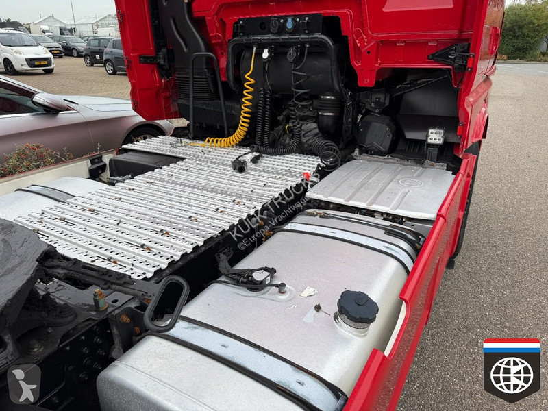 MAN 18 510 tractor unit