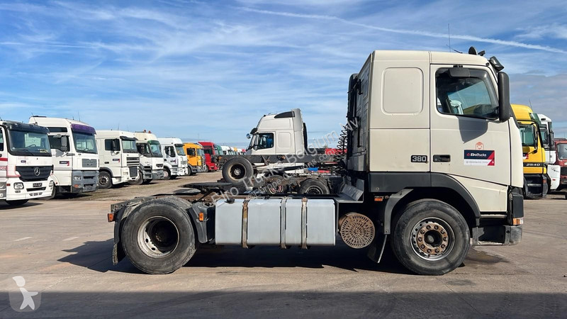 Tahač Volvo 12380 (HYDRAULIC PUMP / POMPE...