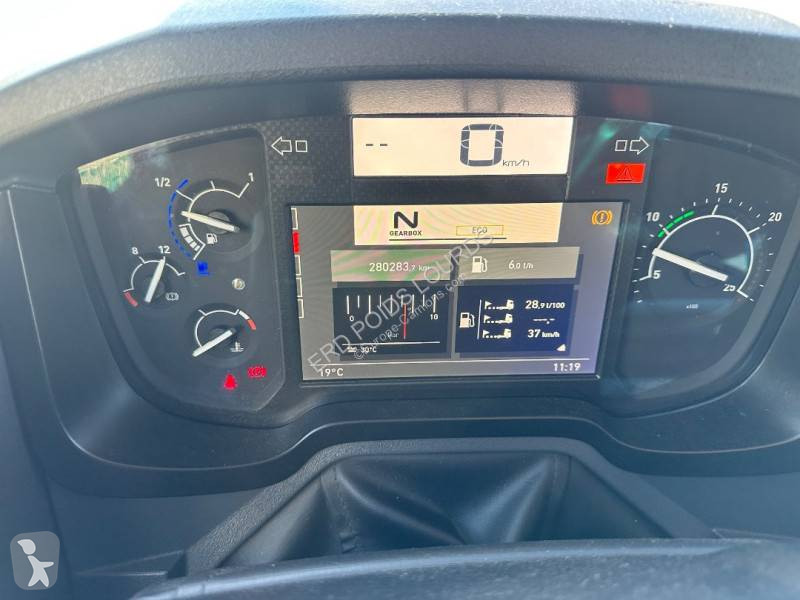 Tahač Renault T4X2 480 TC