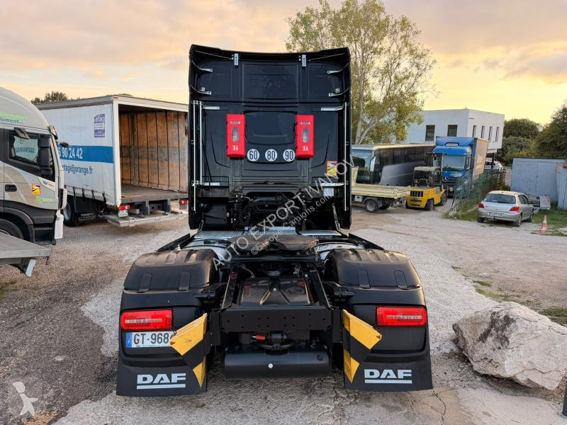DAF 530 tractor unit
