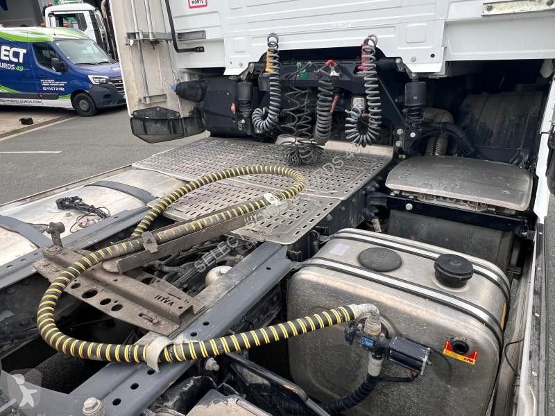 DAF 530 tractor unit