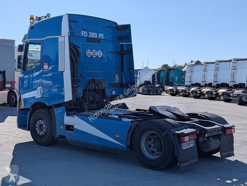 Renault  T 520 tractor unit