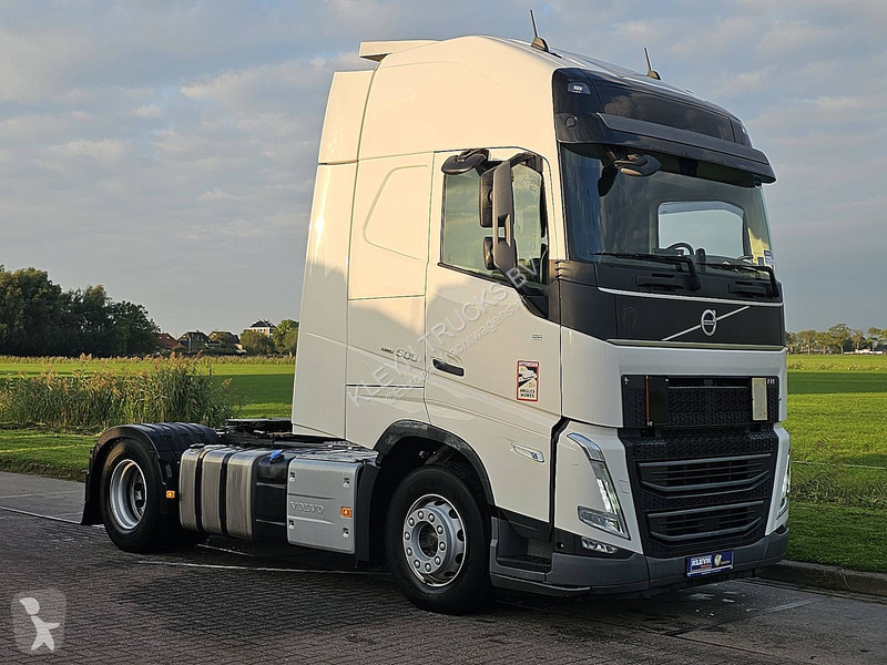 Volvo 500 XL tractor unit