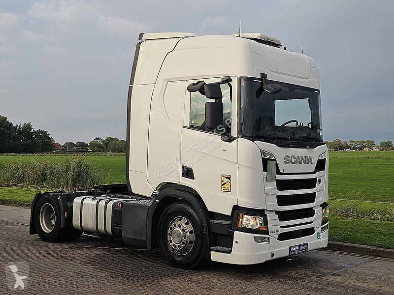 Scania 410 tractor unit
