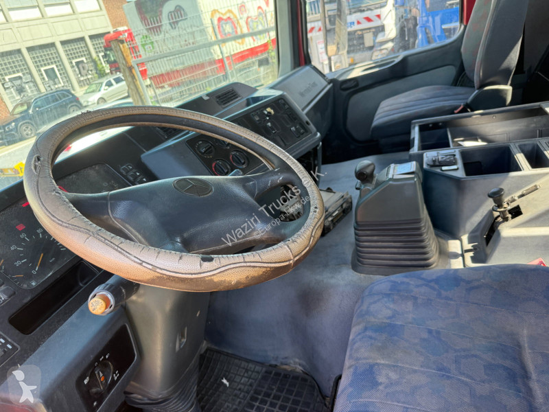 Mercedes 1843 tractor unit